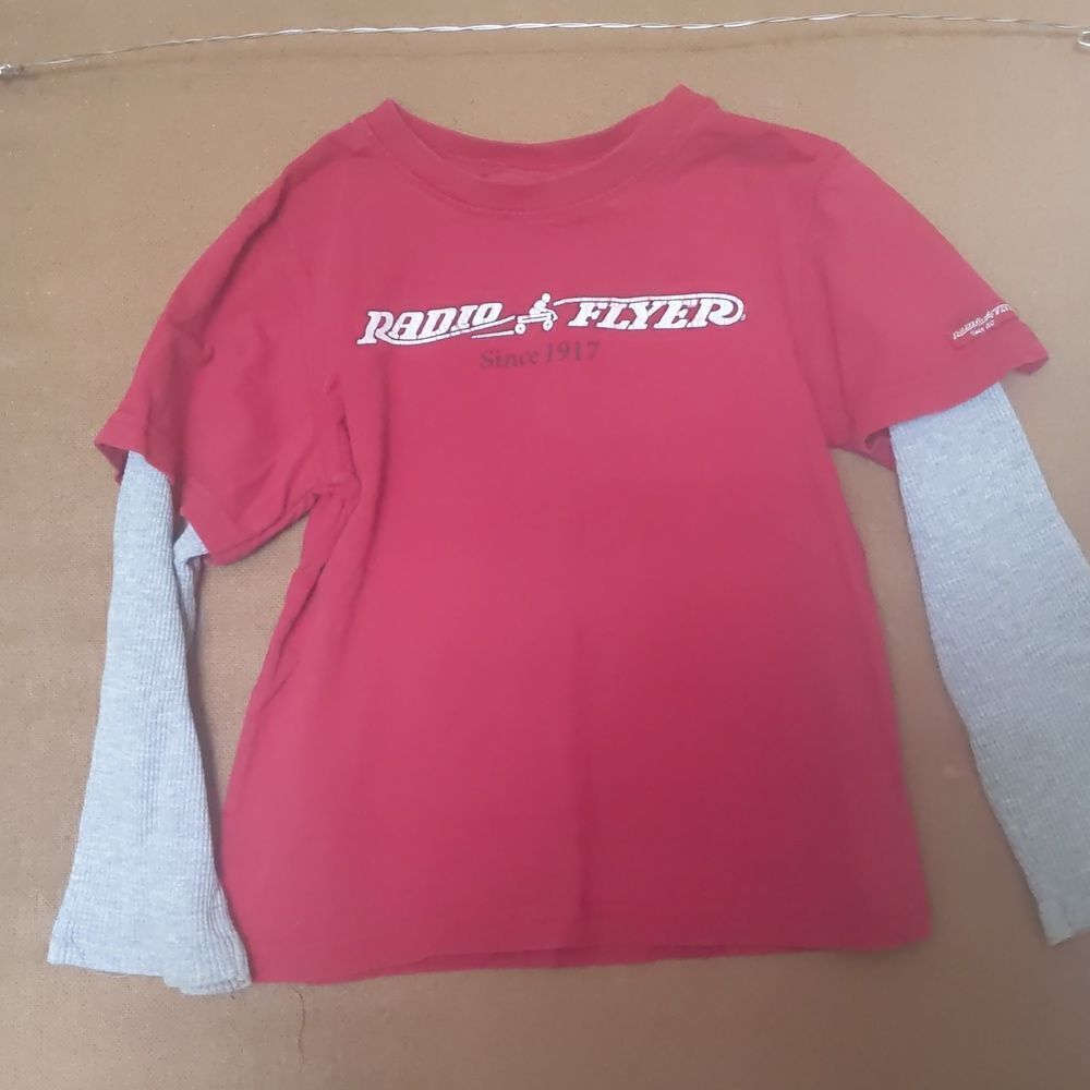 Radio flyer size 7 long sleeve shirt